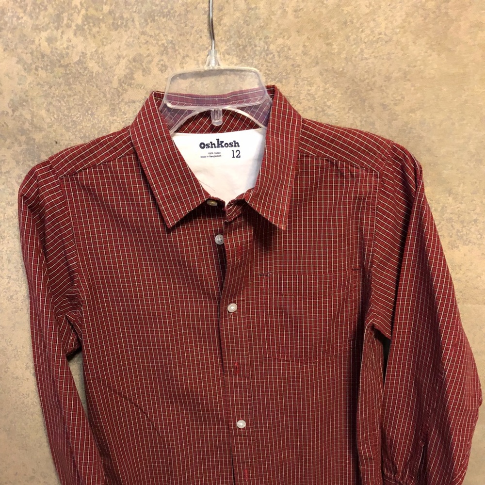 BUTTON UP SHIRT